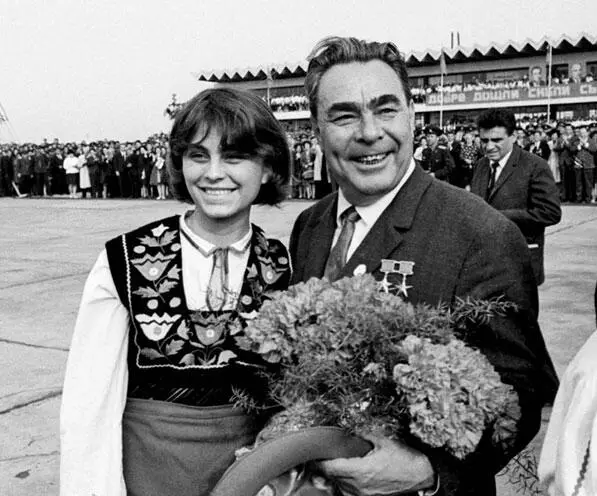 Леонид Ильич Брежнев советский государственный и партийный деятель - фото 38