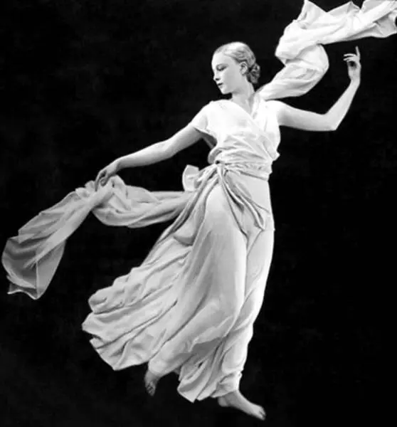 Фотография модели в платье от Вионне Vogue 1931 г Последние годы она - фото 263