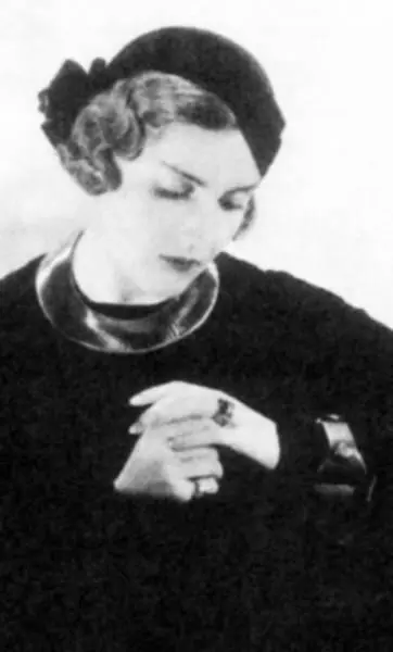 Татьяна Яковлева ок 1925 г С тех пор до самого отъезда Маяковского в Россию - фото 326