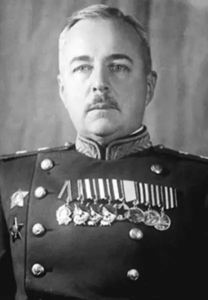 Евгений Александрович Шиловский второй муж Елены Нюренберг О первом браке - фото 458