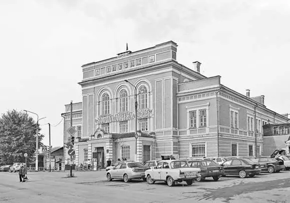 Театр в городе Ирбит перестроенный под Пассаж В феврале 1774 года самозваный - фото 63