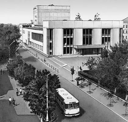 Тамбов Концертный зал филармонии 1967 Архитектор В Г Самородов Тамбов - фото 262