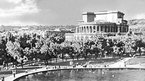 А И Таманян Театр оперы и балета им А А Спендиарова в Ереване 192653 - фото 255