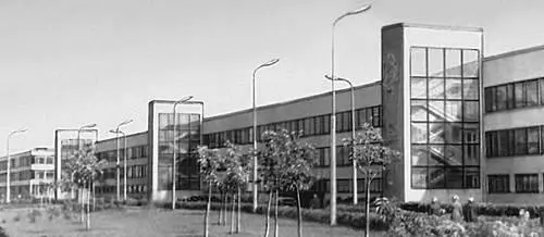 Ковровый комбинат в Бресте БССР Главный корпус1960е гг Архитекторы И И - фото 394