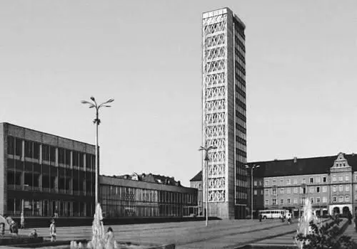 Нёйбранденбург Дом культуры и образования 1965 Арх И Грунд и др В - фото 399