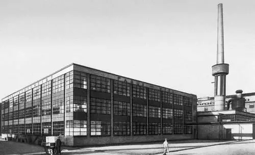 В Гропиус Фабрика Фагус в Альфельде Нижняя Саксония 1911 Кадр из - фото 336