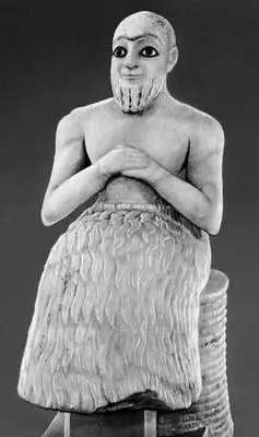 Статуя сановника Эбихиля Из Мари Сер 3го тыс до н э Лувр Париж - фото 12