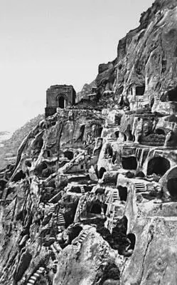 Вардзиа пещерный монастырь 12 в Вардзиа Царица Тамара и Георгий III - фото 244