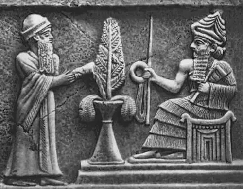 Стела царя УрНамму с изображением божества вручающего царю знаки власти - фото 32