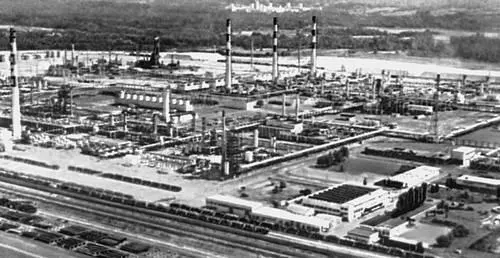 Газоперерабатывающий завод в Лаке Уборка зерновых в Парижском районе - фото 136