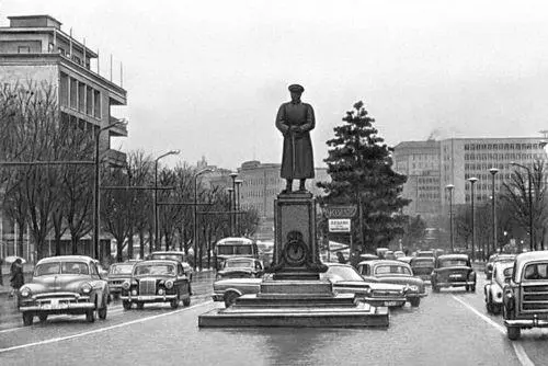 Анкара Памятник Кемалю Ататюрку на проспекте Ататюрка Анкара План города - фото 200