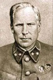 Генералмайор ИН Руссиянов 19001984 командир первого гвардейского - фото 224