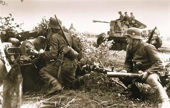 75мм противотанковая пушка PAK9738 и самоходноартиллерийская установка - фото 462