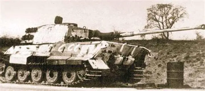 Тяжелый танк PzKpfw VI Ausf B Королевский тигр из состава 509го тяжелого - фото 772