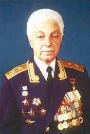 Летчик 434го истребительного авиаполка Герой Советского Союза СА Микоян - фото 504