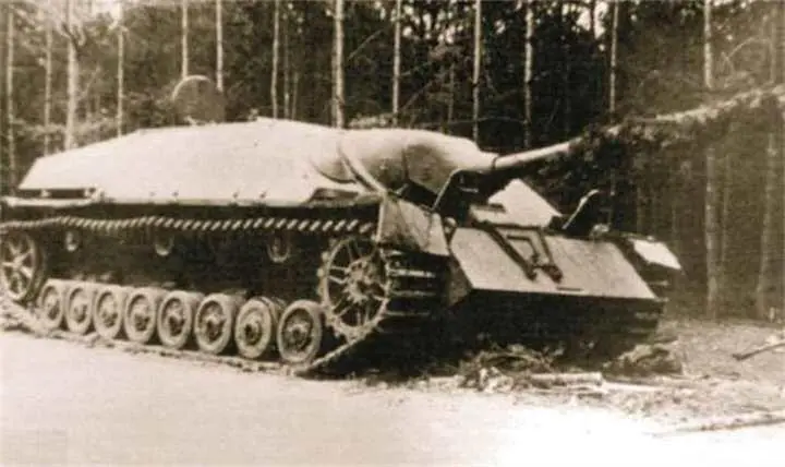 Немецкая средняя самоходноартиллерийская установка Panzerjaeger IV V L70 - фото 955
