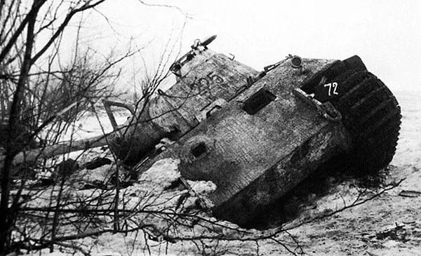 Танк PzV AusfA Пантера застрявший и брошенный экипажем Вероятно танк - фото 38