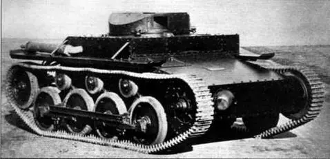 Легкий танк CardenLoyd Mk VII А4Е1 до вверху и после внизу модернизации - фото 4