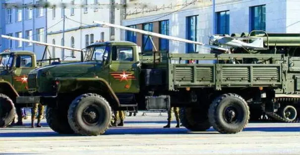 БПЛА Орлан10 на автомобиле Урал43206 ПУ 5П85СЕ комплекса С300ПМ Танк - фото 199