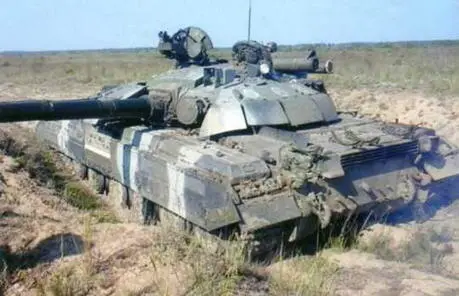 Украинский танк Т64БМ2 Объект 447АМ2 на учениях 2015 г Основной танк - фото 38