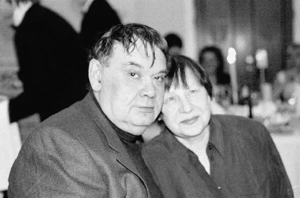 На дне рождения у друзей Слава Богу что самое ужасное стирается из памяти - фото 28