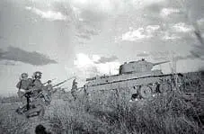 3 Т3476 Один из лучших средних танков на 1940 г Сочетал в себе хорошую - фото 241