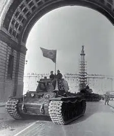 3 Т3476 Один из лучших средних танков на 1940 г Сочетал в себе хорошую - фото 242