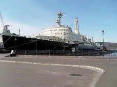 2 Арктика Крупнейший ледокол своего времени спущен на воду в 1975 году - фото 260