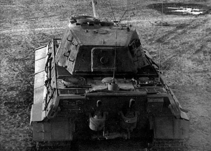 Королевский тигр 501 го батальона тяжелых танков захваченный на - фото 21
