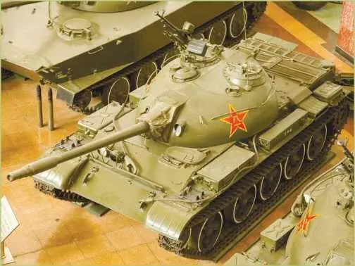 Легкий танк Туре 62 в музее НОАК В середине 1980х годов была осуществлена - фото 81