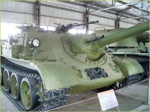 СУ12254 Вид крупным планом на переднюю часть корпуса Установка зенитного - фото 115