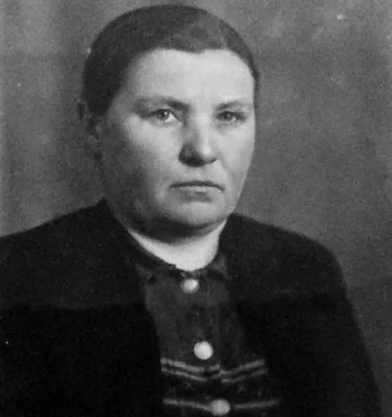 Лебедева Клавдия Павловна мама Фаины К маме часто приходили какието люди в - фото 73