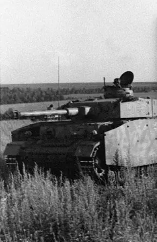 Немецкие танки Июль 1943 г южный фас Курской дуги Танковая дивизия СС - фото 81