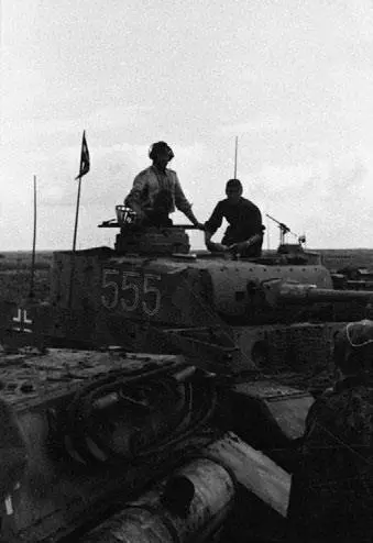 Немецкие танки Июль 1943 г южный фас Курской дуги Танковая дивизия СС - фото 82