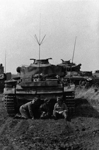 Немецкие танки Июль 1943 г южный фас Курской дуги Танковая дивизия СС - фото 83
