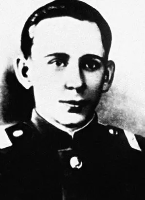 Старший сержант Зинченко Старший лейтенант Ачкасов 160я тбр Старший - фото 110
