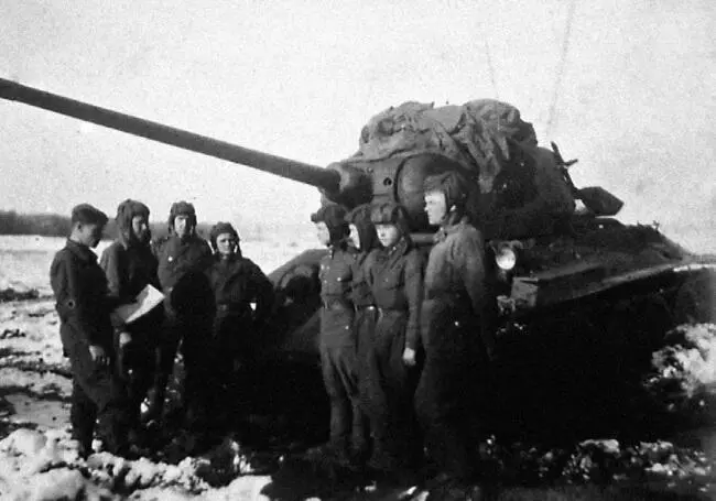 Экипаж Т34 1й ТА 1944 г Танки Т34 31го танкового корпуса Январь 1944 - фото 201
