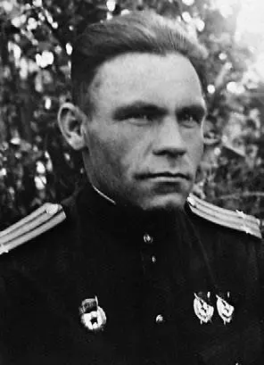 Командир 64й гв тбр И Н Бойко Командующий инженерными войсками Ф П - фото 350