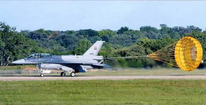 Первый иракский F16IQ борт 1601 на авиабазе Форт Уорт Прибытие первого - фото 114