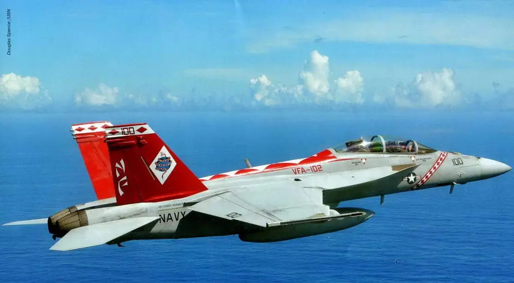 На фото FA18F из VFA102 с авианосца Джордж Вашингтон CVN73 - фото 148
