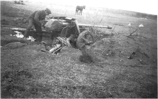 50мм противотанковая пушка Pak 38 на огневой позиции Советскогерманский - фото 22