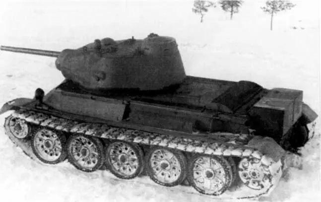 Вид сзадисверху на танк Т43 Декабрь 1942 года Хорошо видна установка - фото 34