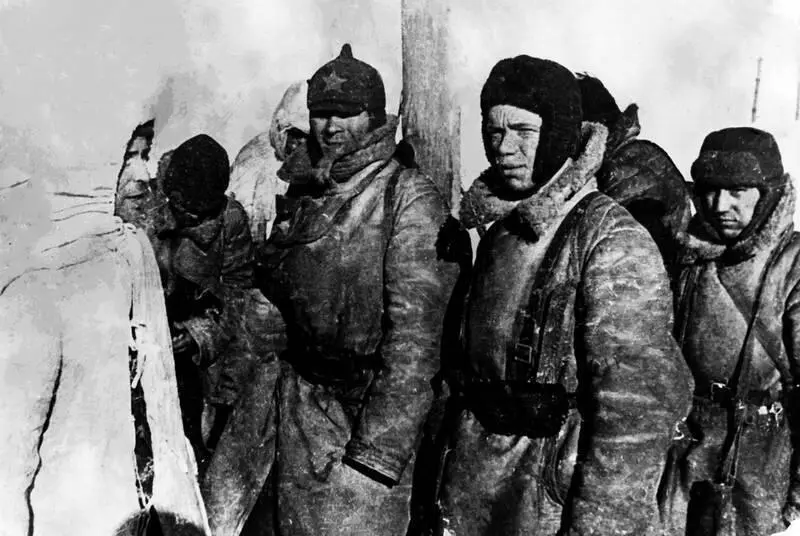 Бойцы 29й армии вышли из окружения Район деревни Фролово Февраль 1942 г - фото 55