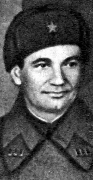 Подполковник С Г Поплавский командир 185й стрелковой дивизии 1941 г В - фото 71