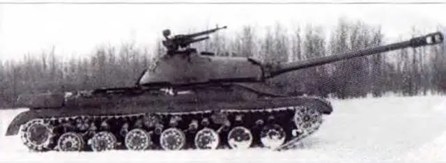 Танк Т10 выпуска 1954 г Проходимость танка значительно улучшилась за счет - фото 158
