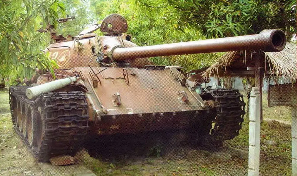 Средний танк Т54 образца 1949 г прошедший модернизацию с установкой - фото 183