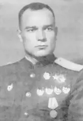 Лавриненков Владимир Дмитриевич командир 9 гиап 19441945 КРАТКИЕ СВЕДЕНИЯ - фото 2