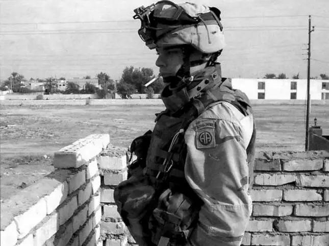 Боец 82й воздушнодесантной дивизии на боевом посту Интересно что на - фото 23