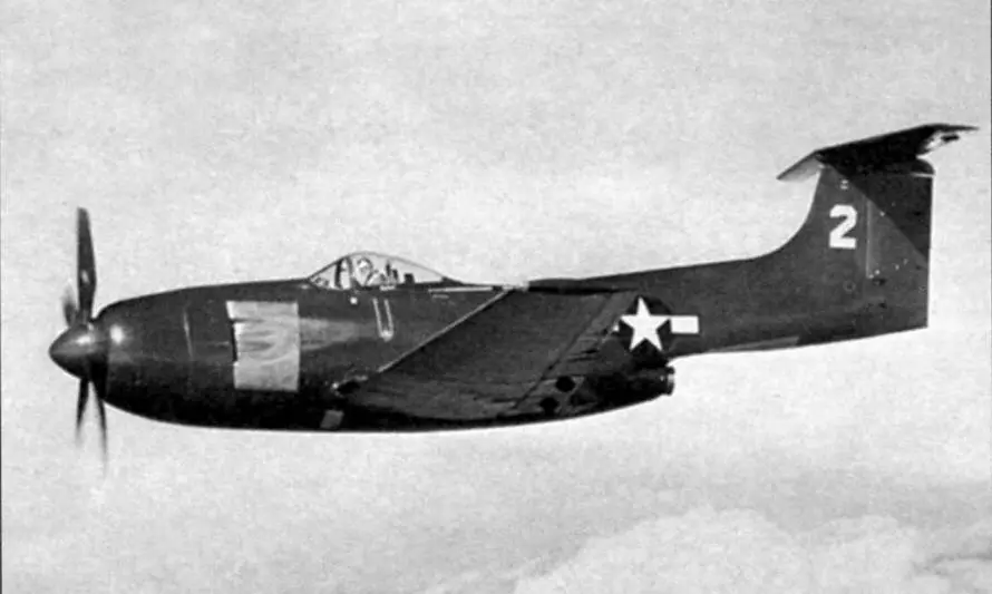 XF15C1 в испытательном полете В течение июня второй XF15C1 прошел наземные - фото 45