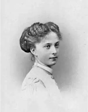 Екатерина Долгорукова 1866 г О своем выпуске Катя вспоминала так Наконец - фото 68
